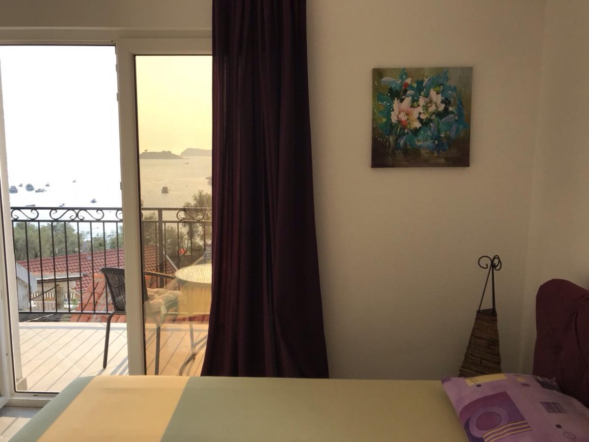 Apartmani Roganovic Луштиця Екстер'єр фото